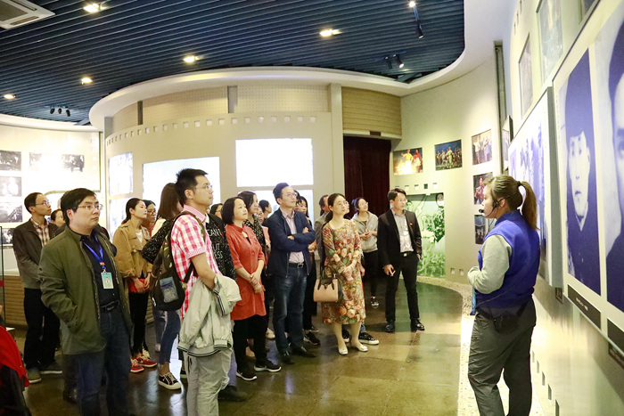 悟初心，守初心，践初心——行政党支部开展主题党日活动