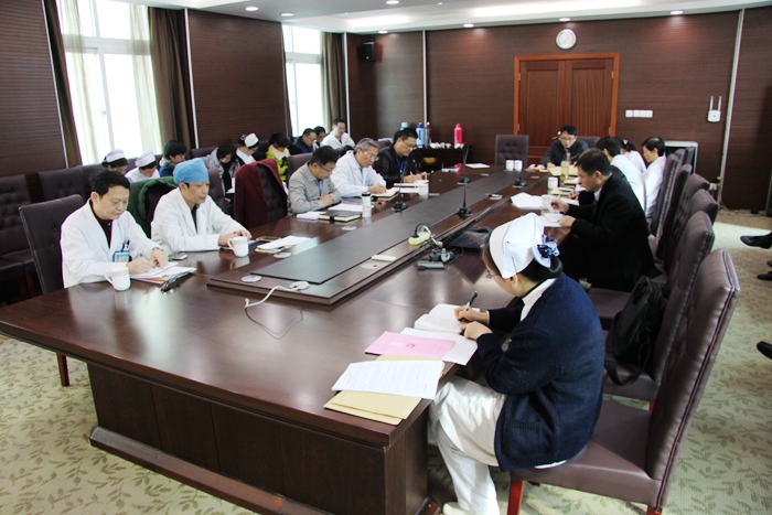 院党委召开党支部书记述职会议